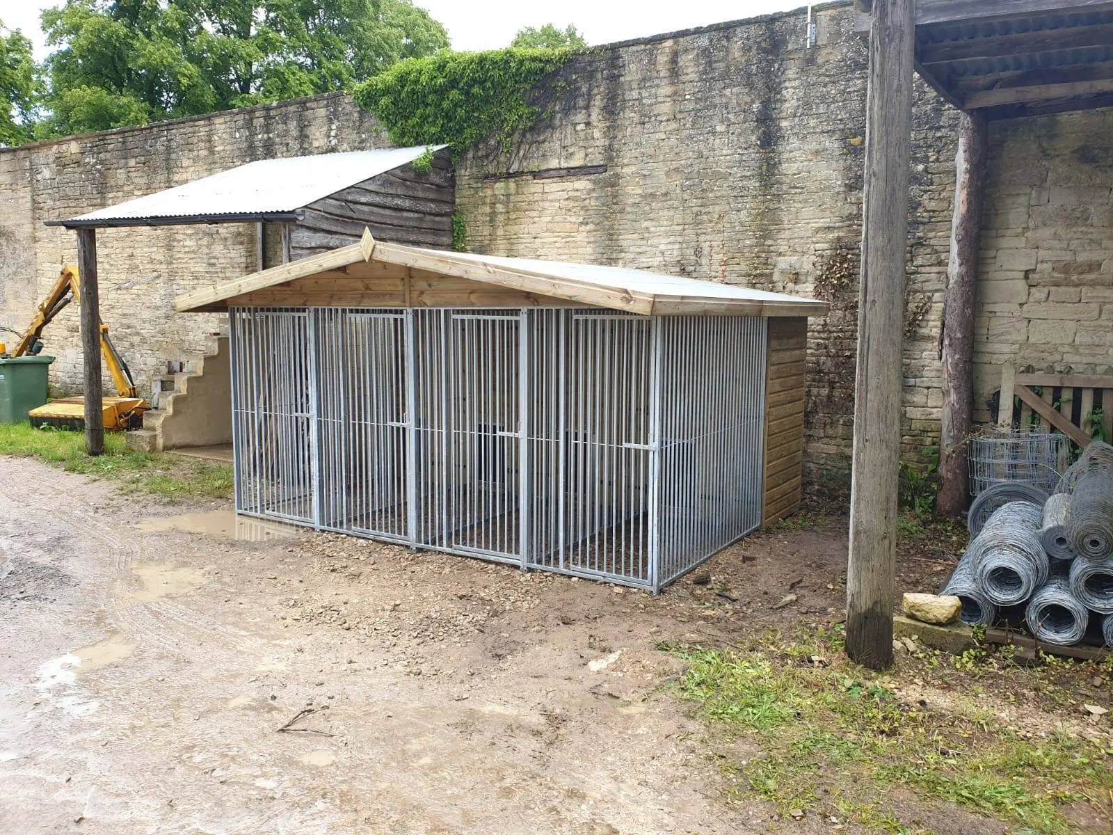 13 X 8 ft Four Bay Kennel Doghealth