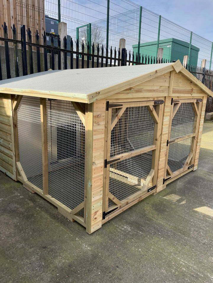 10 X 8 ft Duo Dog Kennel  / Animal Housing Doghealth