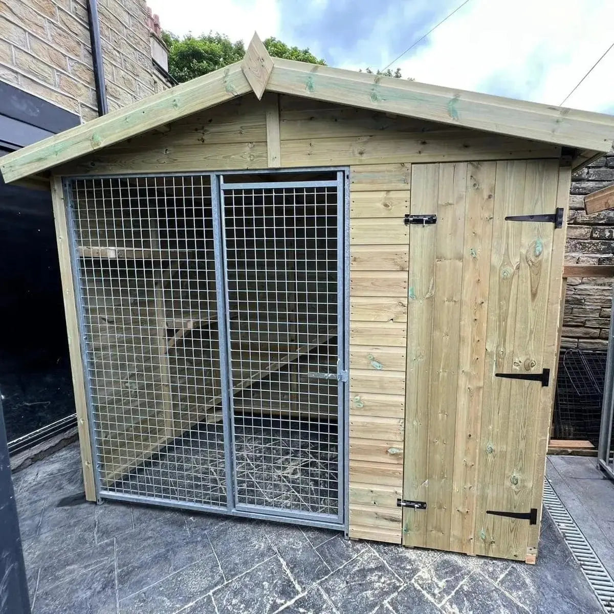 10 X 4 ft Single Cattery | Installation Included Doghealth